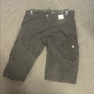 Men's Black Cargo Shorts with Utility Pockets (BBR)